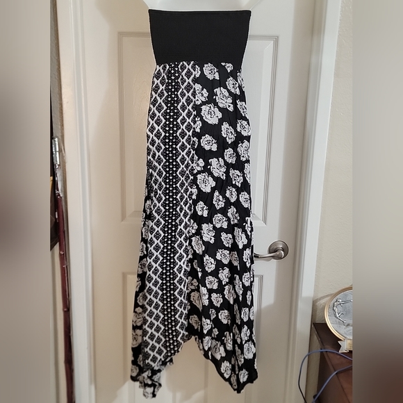 Volcom Women's Black And White Floral Dress Size XSmall - Picture 4 of 4